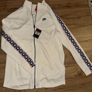 Men’s Nike Track Jacket. Size Large.